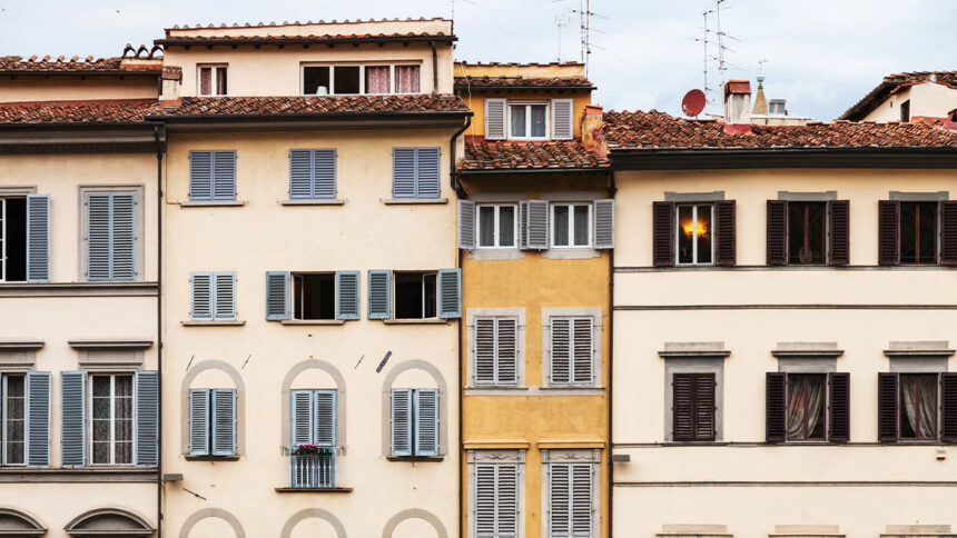 Haus in Italien kaufen vs. Hauskauf in Deutschland: Die wichtigsten Unterschiede Haus in Italien kaufen vs. Hauskauf in Deutschland: Die wichtigsten Unterschiede