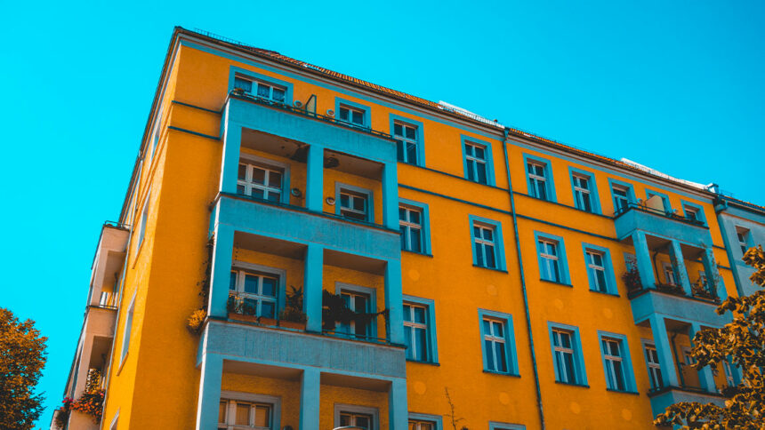 Remote-Arbeit & Zweitwohnsitz in Italien: Juristische Orientierung für 2025/2026 Remote-Arbeit & Zweitwohnsitz in Italien: Juristische Orientierung für 2025/2026