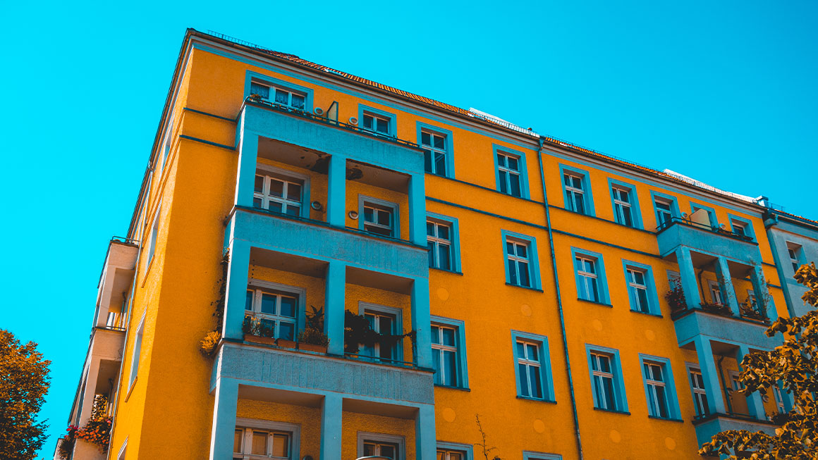 Remote-Arbeit & Zweitwohnsitz in Italien: Juristische Orientierung für 2025/2026 Remote-Arbeit & Zweitwohnsitz in Italien: Juristische Orientierung für 2025/2026